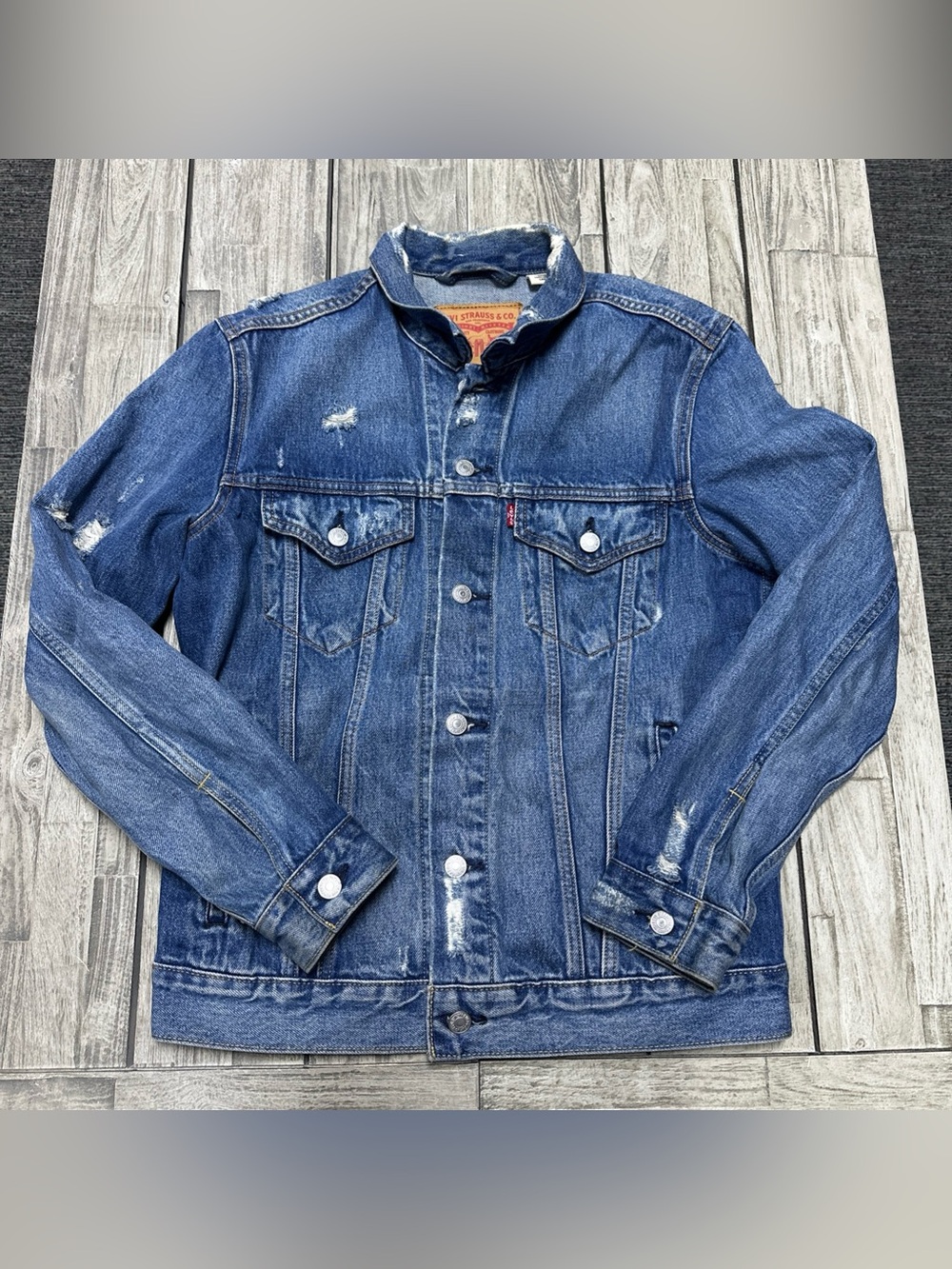 Levi's Distressed Trucker Jacket Mens Medium 72334-0423 Fall Preppy
